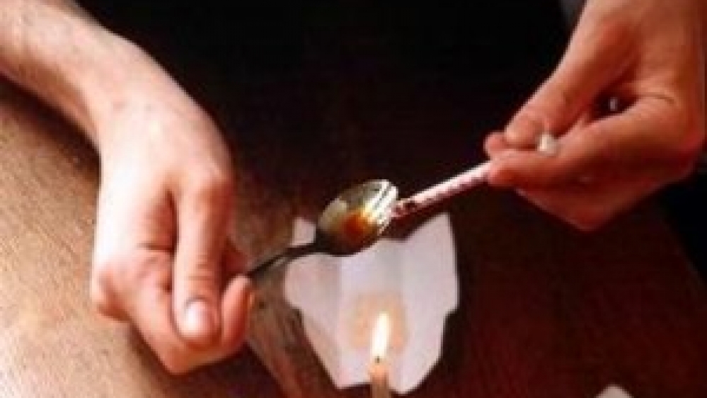 Adik Gubernur Isap Sabu Sebanyak 4,95 Gram