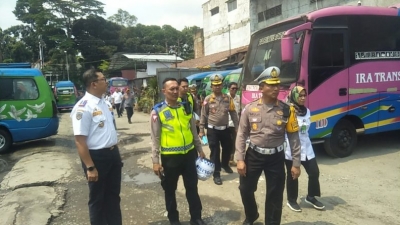 Dirlantas Polda Sumut Sidak Pool  Bus Angkutan Umum di SM Raja Medan