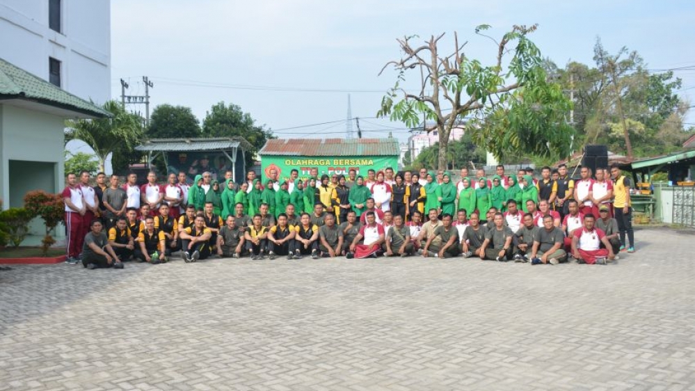 Olahraga Bersama TNI/ Polri Tingkatkan Sinergitas