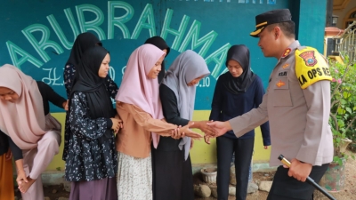 Kapolres Sibolga Kunjungi Panti Asuhan Darfur Rahmah Sibolga Berikan Bantuan