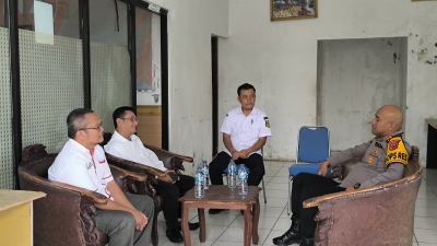 Kapolres Pakpak Bharat Kunjungan Silaturahmi Pada Dinas.Kominfo Kabupaten Pakpak Bharat