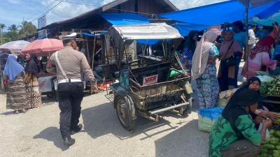 Sat Lantas Polres Pakpak Bharat Aktif Laksanakan Giat Patroli Di Pasar Onan Sibande