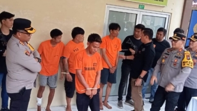 Begal Sadis Pakai Kelewang Rampas Motor Pemotong Ayam Ditangkap di Jalan Brigjen Zein Hamid