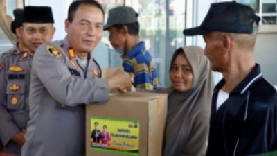Polres Pelabuhan Belawan Gelar Jum'at Curhat Berkah Dengan Sejumlah Tokoh Agama dan Masyarakat di Kantor Camat Belawan