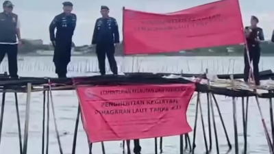 Penyegelan Pemagaran Laut Ilegal Sepanjang 30,16 Km di Perairan Tangerang