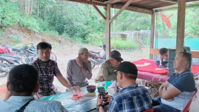 Polres Pakpak Bharat Melalui Kapolsek Sukaramai Ajak Warga Manfaatkan Lahan Tidur Untuk Digunakan Lahan Ketahanan Pangan