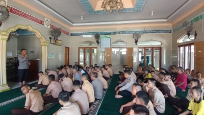Jumat Curhat di Masjid Jabal Nur Sibolga, Polres Sibolga Sampaikan Kamtibmas