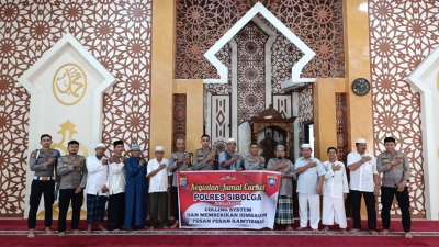 Polres Sibolga Lakukan Jumat Curhat di Masjid Al-Azhar Sibolga,  Laporkan Aksi Premanisme