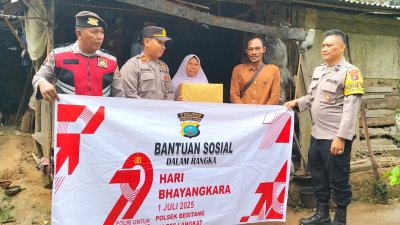 Salurkan Bansos Polsek Besitang Kepada Warga Dalam Menyambut Hari Bhayangkara ke-79