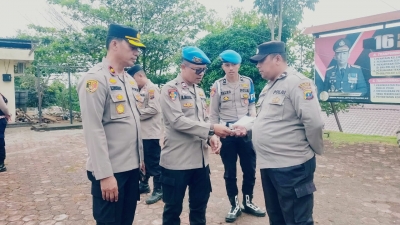 Pelaksana Ops Patuh Toba 2025 Wakapolres Pakpak Bharat Pimpin Gaktiplin Personel