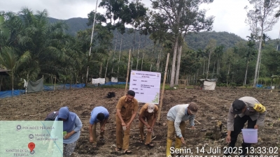 Bhabinkamtibmas Polsek Sukaramai Lakukan KRYD ke Desa Binaannya