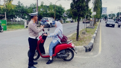 Satlantas Polres Pidie Tingkatkan Kesadaran Menyapa Masyarakat, Pentingnya Tertib Berlalu lintas