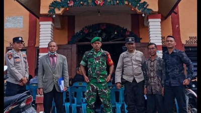 Polisi Hadiri Ibadah Umat Kristiani Peringati Wafat Yesus Kristus dan Perayaan Paskah di Gereja Berjalan Kondusif