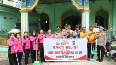 Sambut Hari Bhayangkara ke-80, Polres Sibolga Gelar Pemeriksaan Kesehatan.Gratis Bagi Pengemudi Becak
