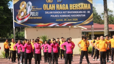 Polres Humbahas Gelar Kegiatan Senam Bersama Jaga Kebugaran dan Kekompakan