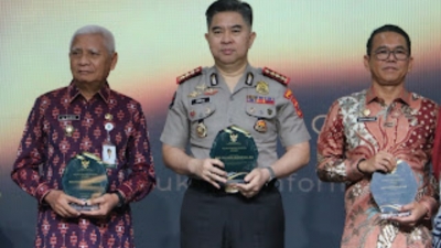 Kapolda Sum. Utara Terima Penghargaan Achievement Person, Polda Sumut Predikat Informatif KI Award 2026